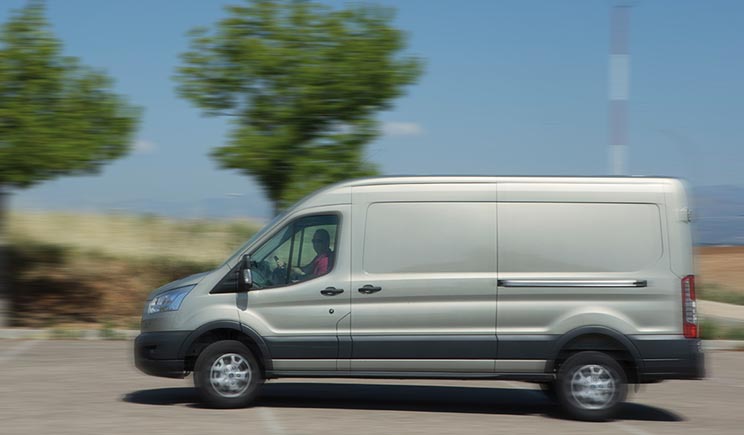 Prueba Ford Transit FT 350 2.2 Duratorq 155 CV Prueba Ford Transit FT 350 2.2 Duratorq 155 CV
