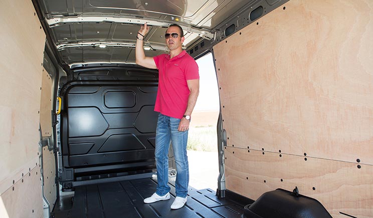 Prueba Ford Transit FT 350 2.2 Duratorq 155 CV Prueba Ford Transit FT 350 2.2 Duratorq 155 CV
